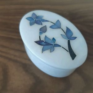 Vintage soapstone small oval trinket box